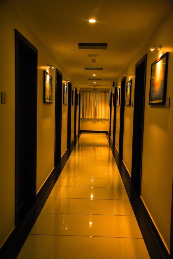 Hotel Shyam Palace Бгудж Екстер'єр фото